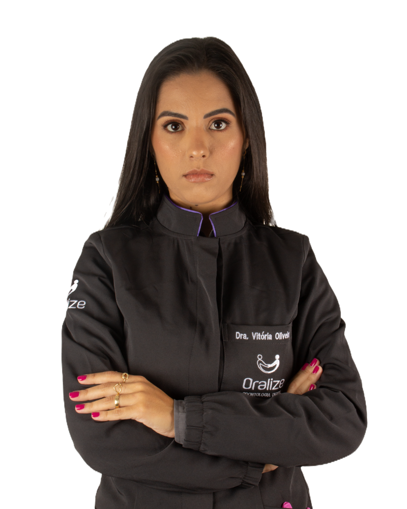 Dra. Vitória Oliveira